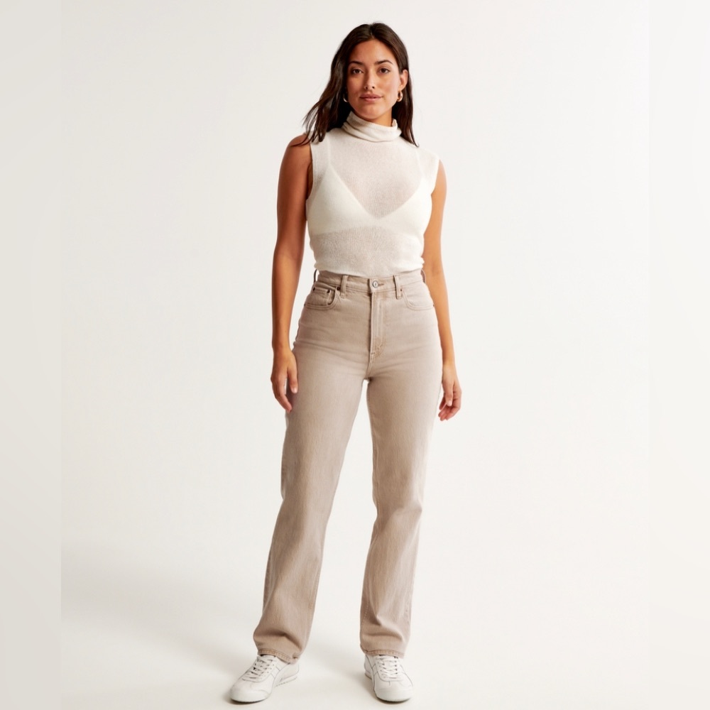 Abercrombie Curve Love Ultra High Rise 90s Straight Jeans